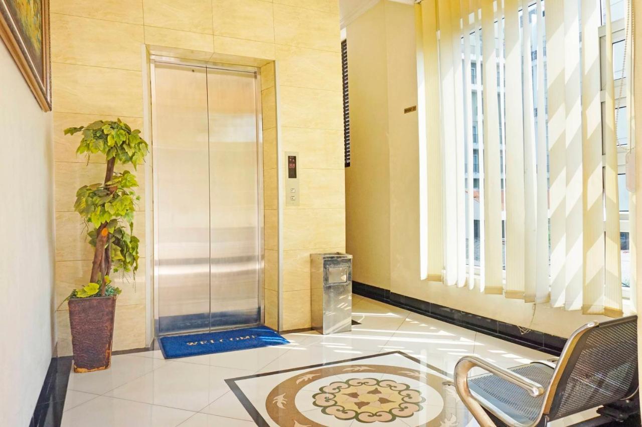 ホテルCollection O 91380 Golden Mansion ジャカルタ エクステリア 写真